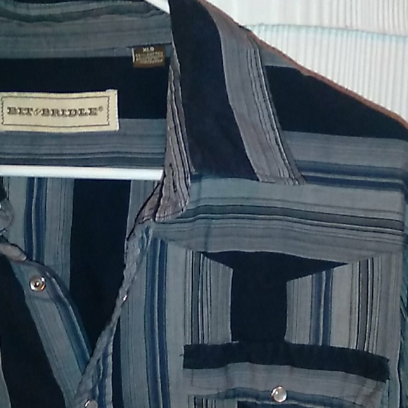 Brit and Brindle casual button down shirt - Picture 4 of 4